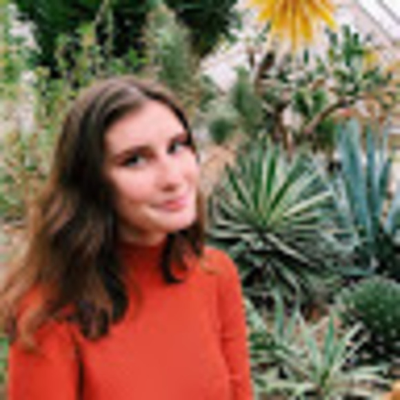 Meet your Posher, Glenna - Picture 1 of 1